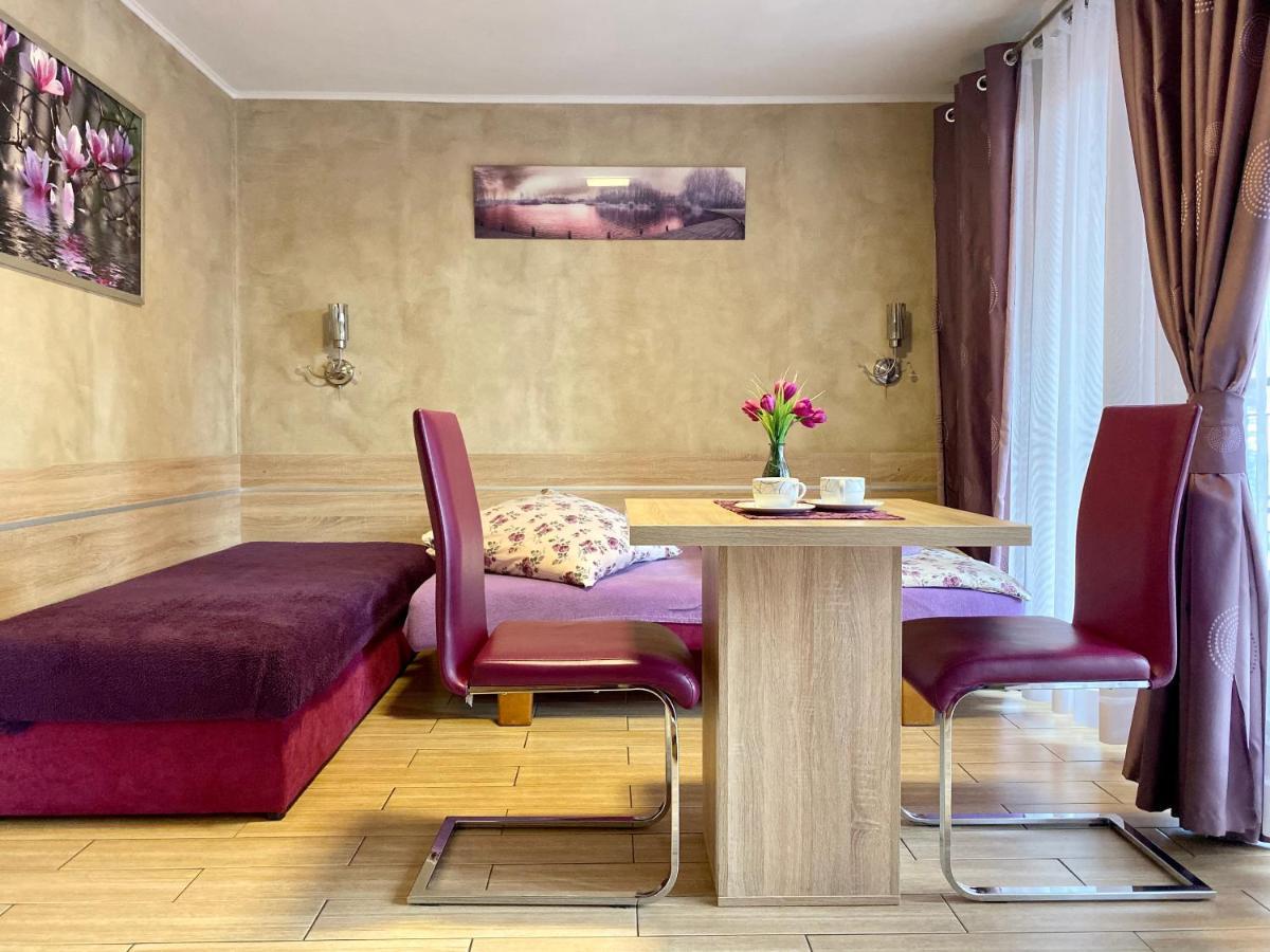 Klinkierowa Rezydencja Gniezno Buitenkant foto